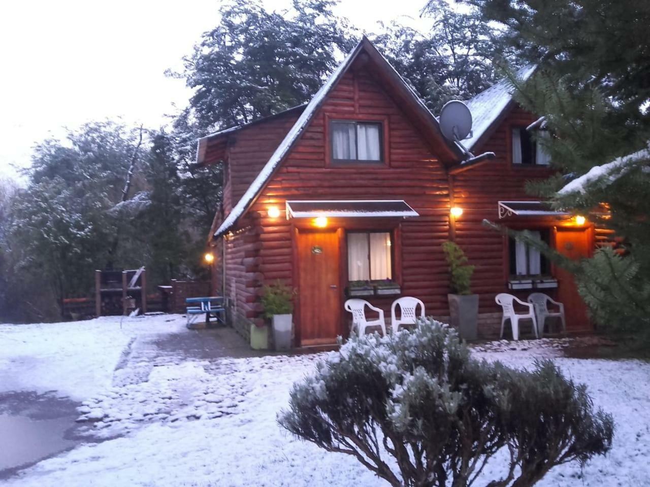 Cabanas Los Patos Lago Puelo Exterior photo